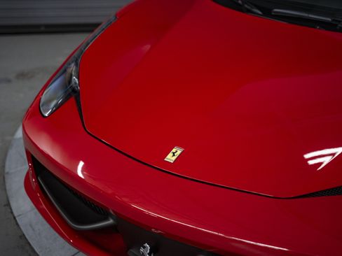 Used 2012 Ferrari 458 Spider RWD image 15