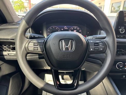 Used 2025 Honda Accord LX image 22