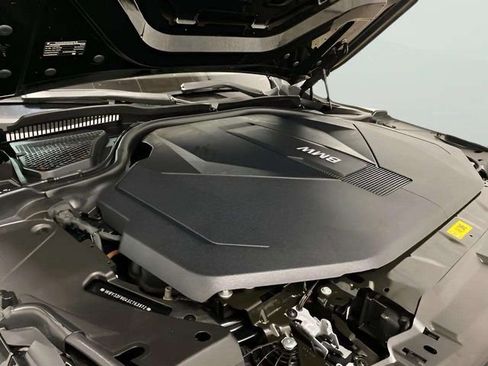 Used 2025 BMW i5 eDrive40i image 89