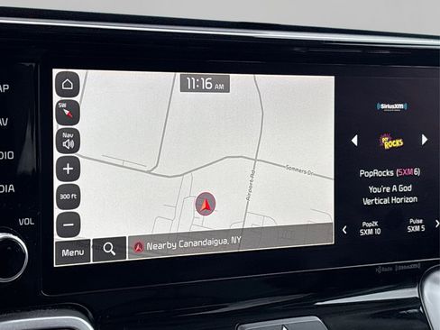 Certified 2022 Kia Sorento S w/ Panoramic Sunroof Package image 29