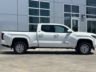 New 2026 Toyota Tacoma SR5