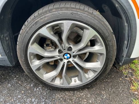 Used 2015 BMW X5 xDrive35i AWD/4WD image 4