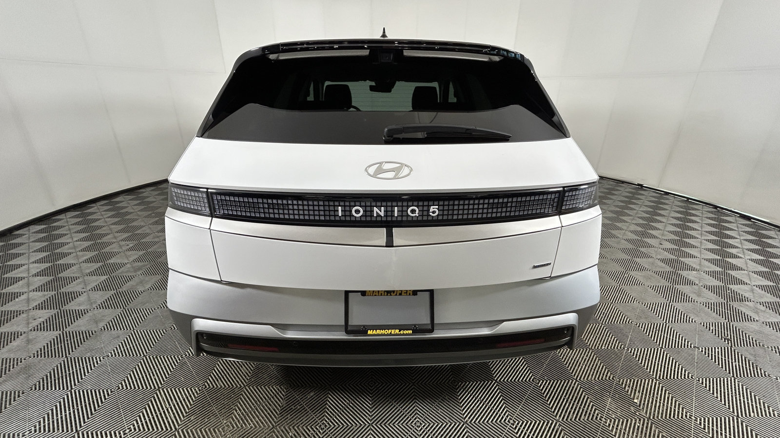 Used 2025 Hyundai Ioniq 5 Limited AWD/4WD image 4