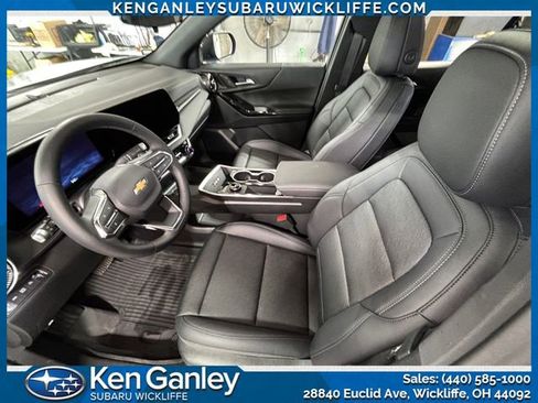 Used 2026 Chevrolet Equinox LT w/ Convenience Package II image 9