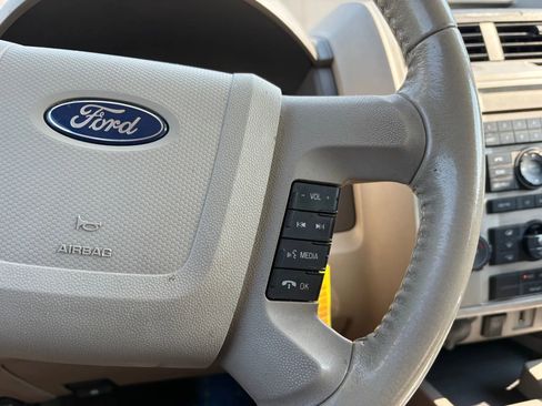 Used 2011 Ford Escape 4WD Hybrid image 23