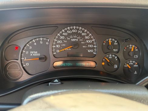 Used 2005 Chevrolet Tahoe Z71 w/ Preferred Equipment Group AWD/4WD image 47