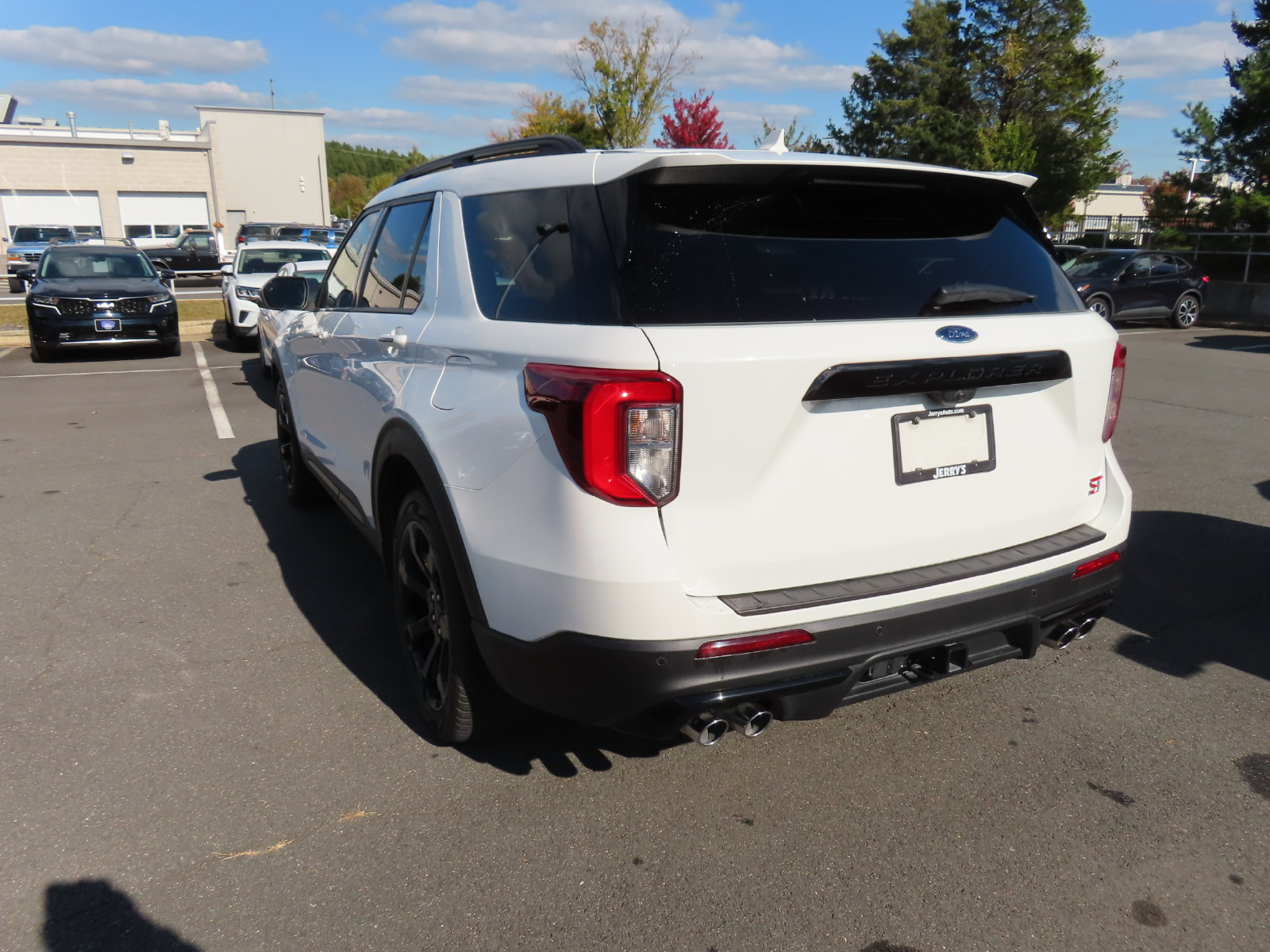 Used 2023 Ford Explorer ST w/ Equipment Group 401A AWD/4WD image 6
