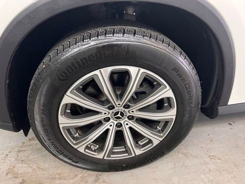 Used 2023 Mercedes-Benz GLC 300 GLC 300 image 23