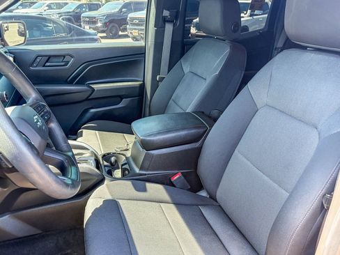 Certified 2023 Chevrolet Colorado Trail Boss w/ Advanced Trailering Package AWD/4WD image 9