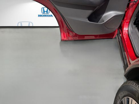 Used 2023 Nissan Rogue SV w/ SV Premium B Package image 25