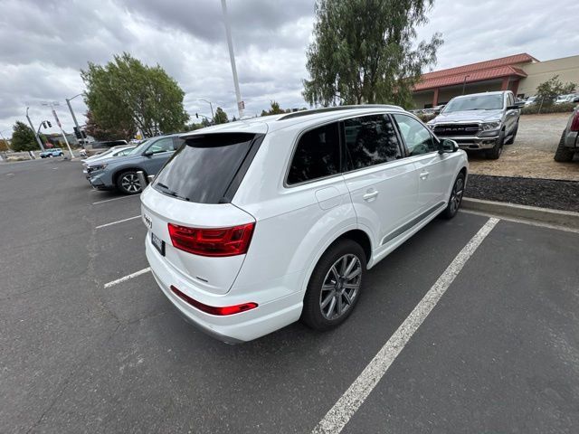 Used 2018 Audi Q7 2.0T Premium Plus w/ Premium Plus Package AWD/4WD image 42