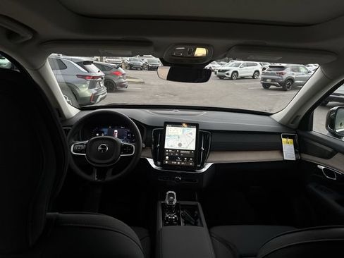 New 2026 Volvo XC90 B6 Plus w/ Protection Package Premier AWD/4WD image 21