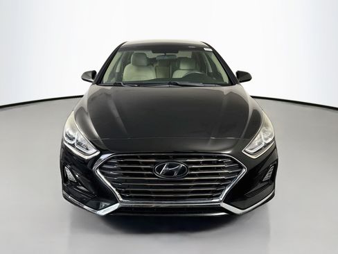 Used 2019 Hyundai Sonata SE FWD image 2