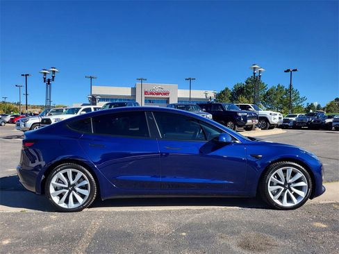 Used 2018 Tesla Model 3 Performance image 4