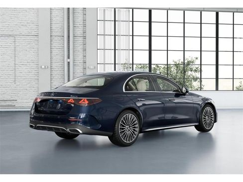 New 2026 Mercedes-Benz E 450 4MATIC Sedan image 21