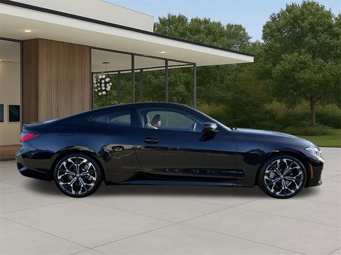 Used 2025 BMW 430i Coupe w/ M Sport Package image 6