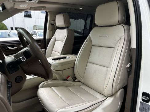 Used 2022 GMC Yukon XL Denali AWD/4WD image 30