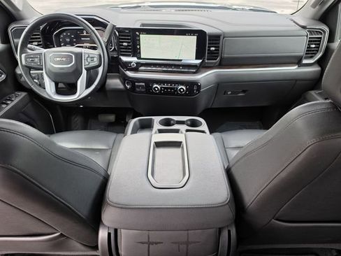 Used 2025 GMC Sierra 1500 SLT AWD/4WD image 15