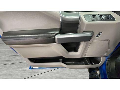 Used 2018 Ford F150 XLT w/ Equipment Group 301A Mid AWD/4WD image 10