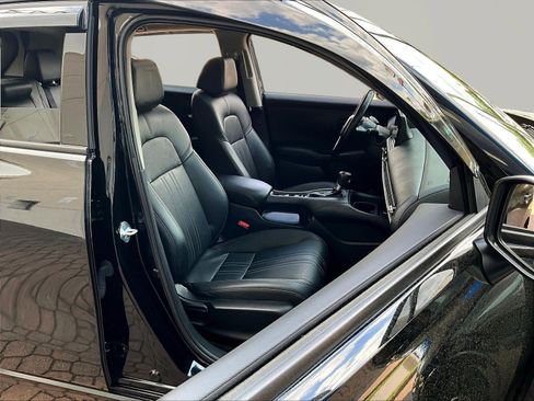 Used 2025 Honda HR-V EX-L image 27