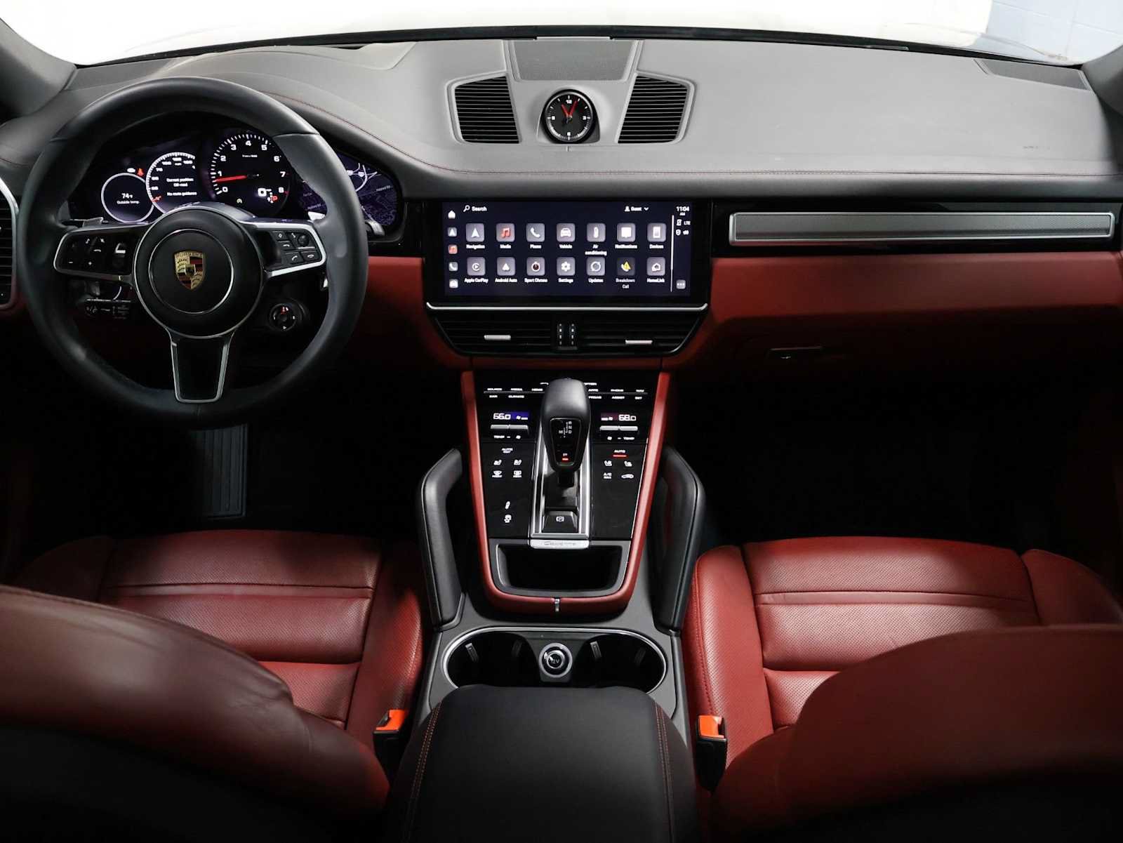 Certified 2023 Porsche Cayenne Platinum Edition AWD/4WD image 26