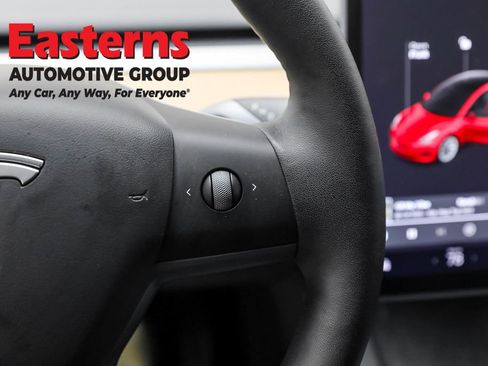 Used 2021 Tesla Model 3 Long Range image 16