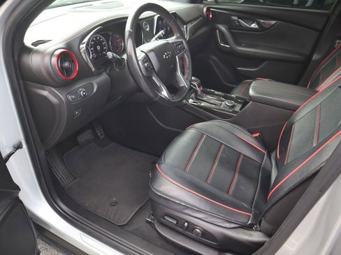 Used 2019 Chevrolet Blazer RS w/ Sun and Wheels Package image 13