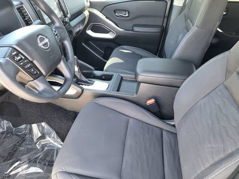 Certified 2024 Nissan Frontier SV AWD/4WD image 17