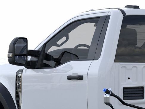 New 2026 Ford F550 XL image 20