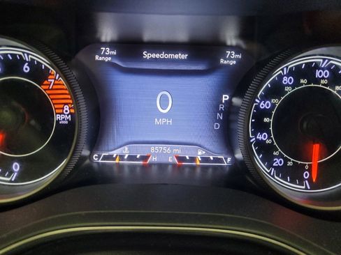 Used 2019 Jeep Cherokee Trailhawk w/ Cold Weather Group AWD/4WD image 26