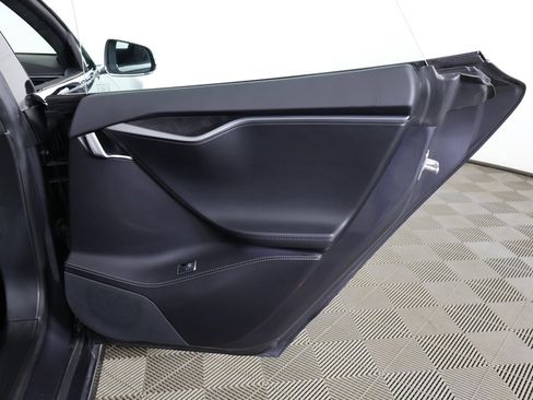 Used 2020 Tesla Model S Long Range image 28