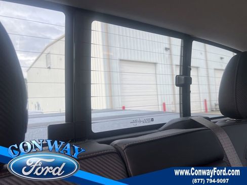 Used 2022 GMC Canyon AT4 w/ Driver Alert Package image 29