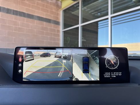 Used 2022 Genesis G80 2.5T w/ Prestige Package image 24