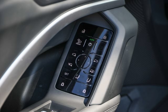 Certified 2025 Audi Q5 Premium AWD/4WD image 5