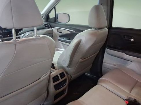 Used 2021 Honda Pilot Special Edition image 24