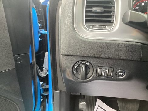 Used 2023 Dodge Charger SXT image 15