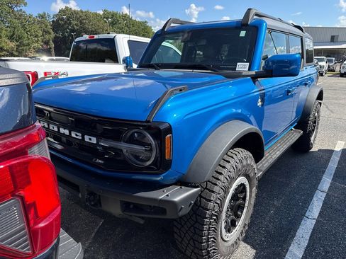 Used 2024 Ford Bronco Outer Banks w/ Sasquatch Package AWD/4WD image 17