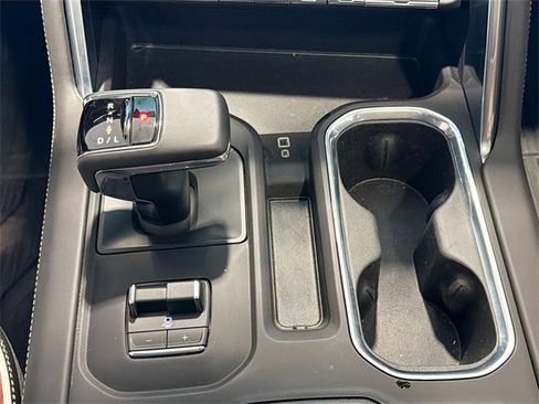 Used 2024 GMC Sierra 1500 Denali Ultimate image 16