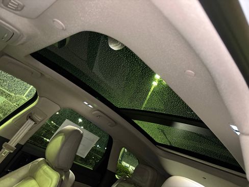 Certified 2022 Lincoln Corsair Reserve w/ Equipment Group 201A image 26