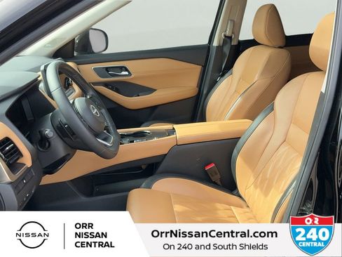 Used 2023 Nissan Rogue Platinum image 17