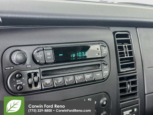 Used 2004 Dodge Dakota SLT w/ Chrome Appearance Group AWD/4WD image 16
