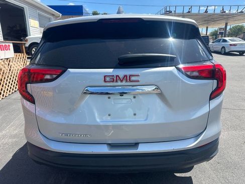 Used 2020 GMC Terrain SLE image 5