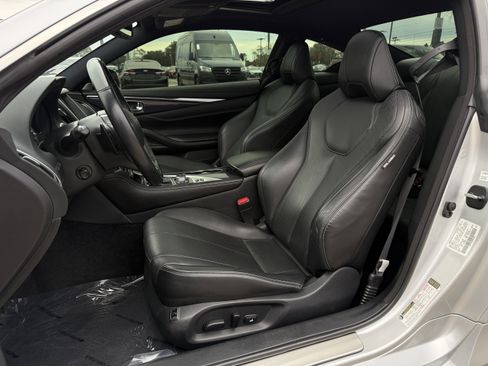 Used 2019 INFINITI Q60 Red Sport 400 w/ Proactive Package image 33