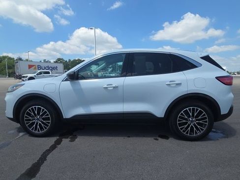 Used 2020 Ford Escape SE FWD image 16