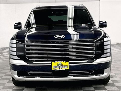 Used 2026 Hyundai Palisade Calligraphy image 3