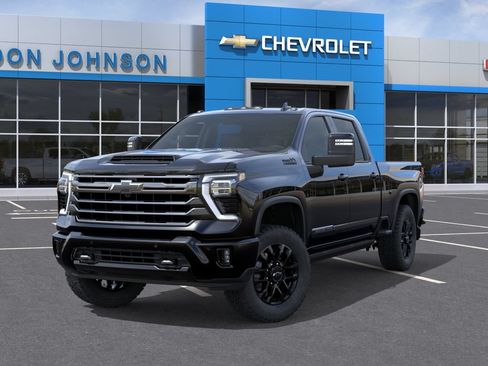 New 2026 Chevrolet Silverado 2500 High Country w/ High Country Premium Package AWD/4WD image 6