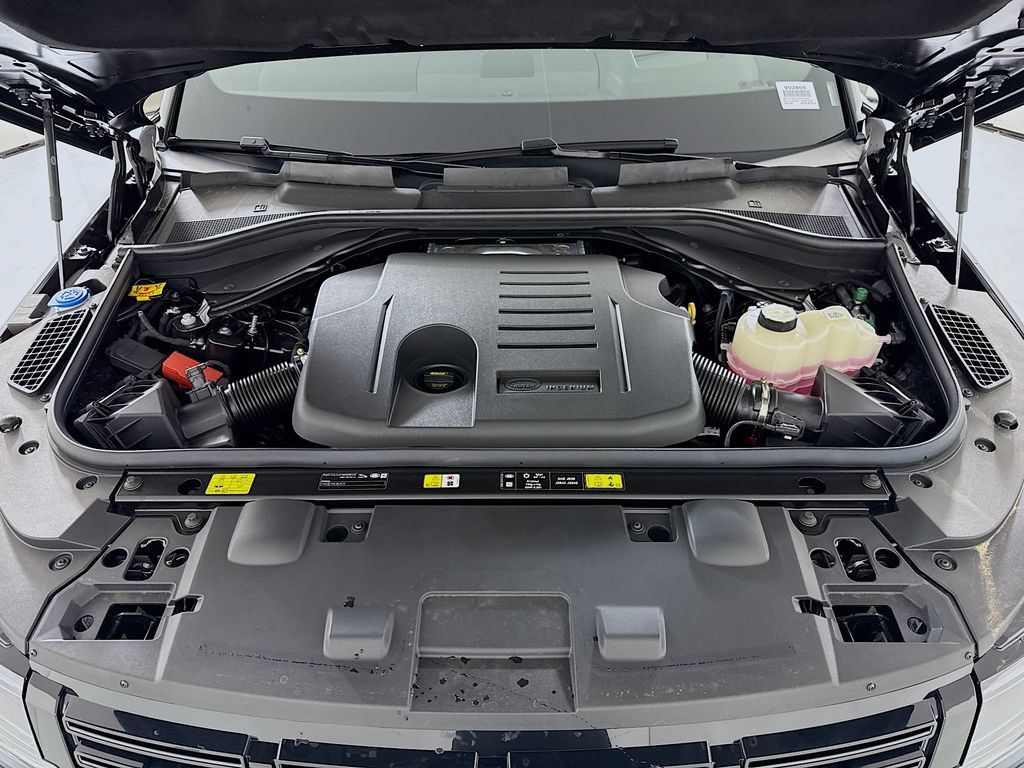 New 2026 Land Rover Range Rover Sport Dynamic SE AWD/4WD image 29