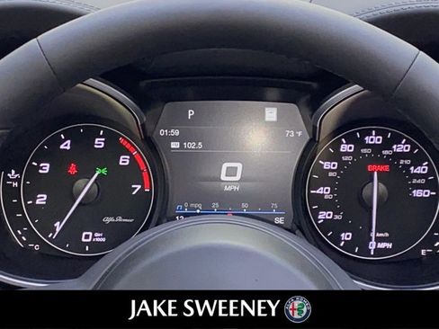 Used 2023 Alfa Romeo Stelvio Ti image 19