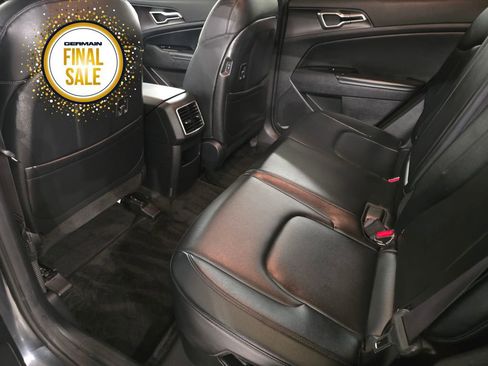 Certified 2023 Kia Sportage EX image 18