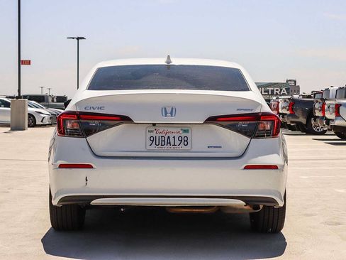 Used 2025 Honda Civic Sport image 5